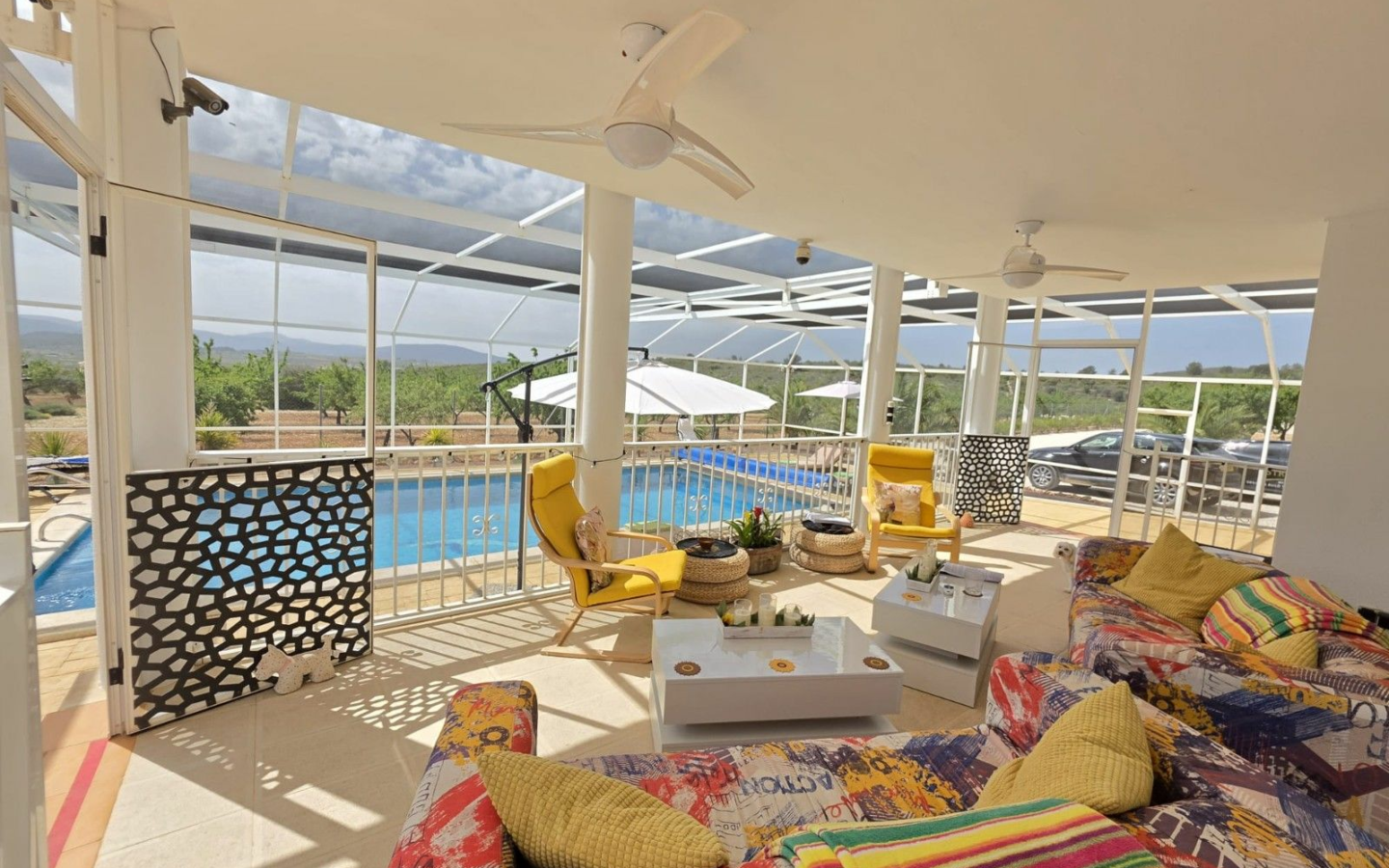 3-bedroom Villa In Pinoso, Spain (263 M²)