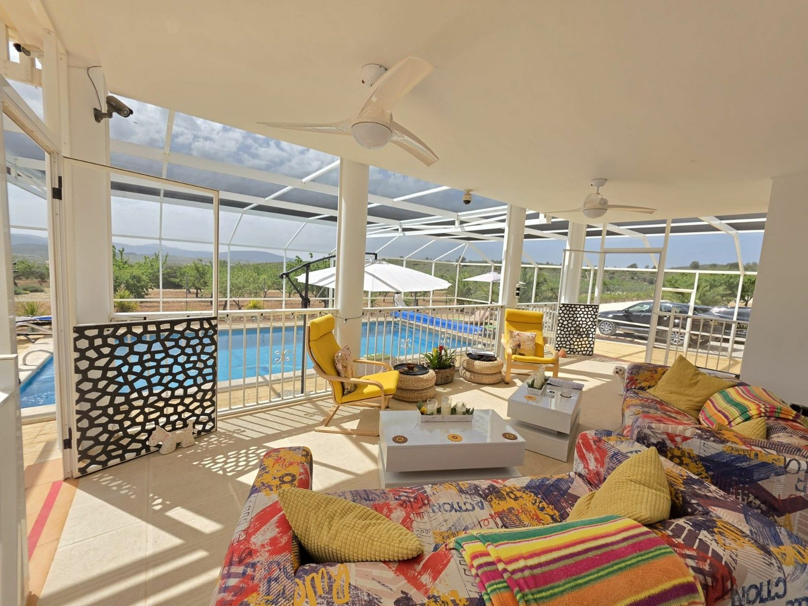 3-bedroom Villa In Pinoso, Spain (263 M²)