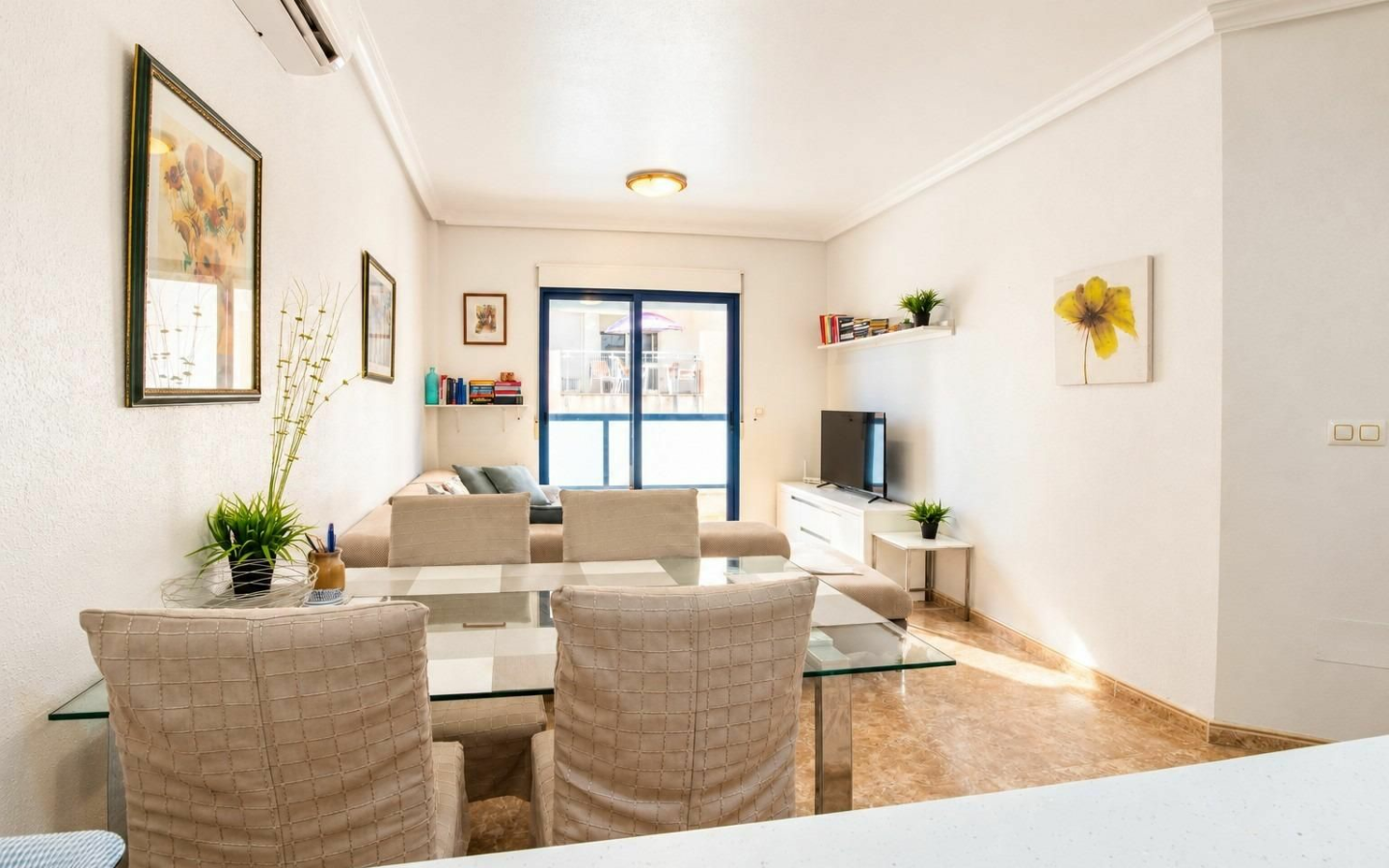2-bedroom Apartment In Orihuela Costa, Spain (66 M²)