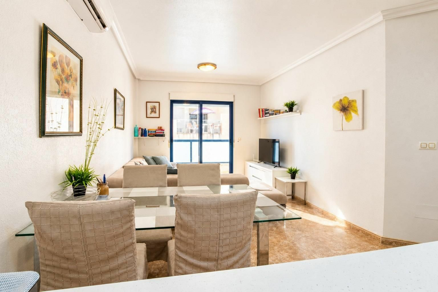 2-bedroom Apartment In Orihuela Costa, Spain (66 M²)