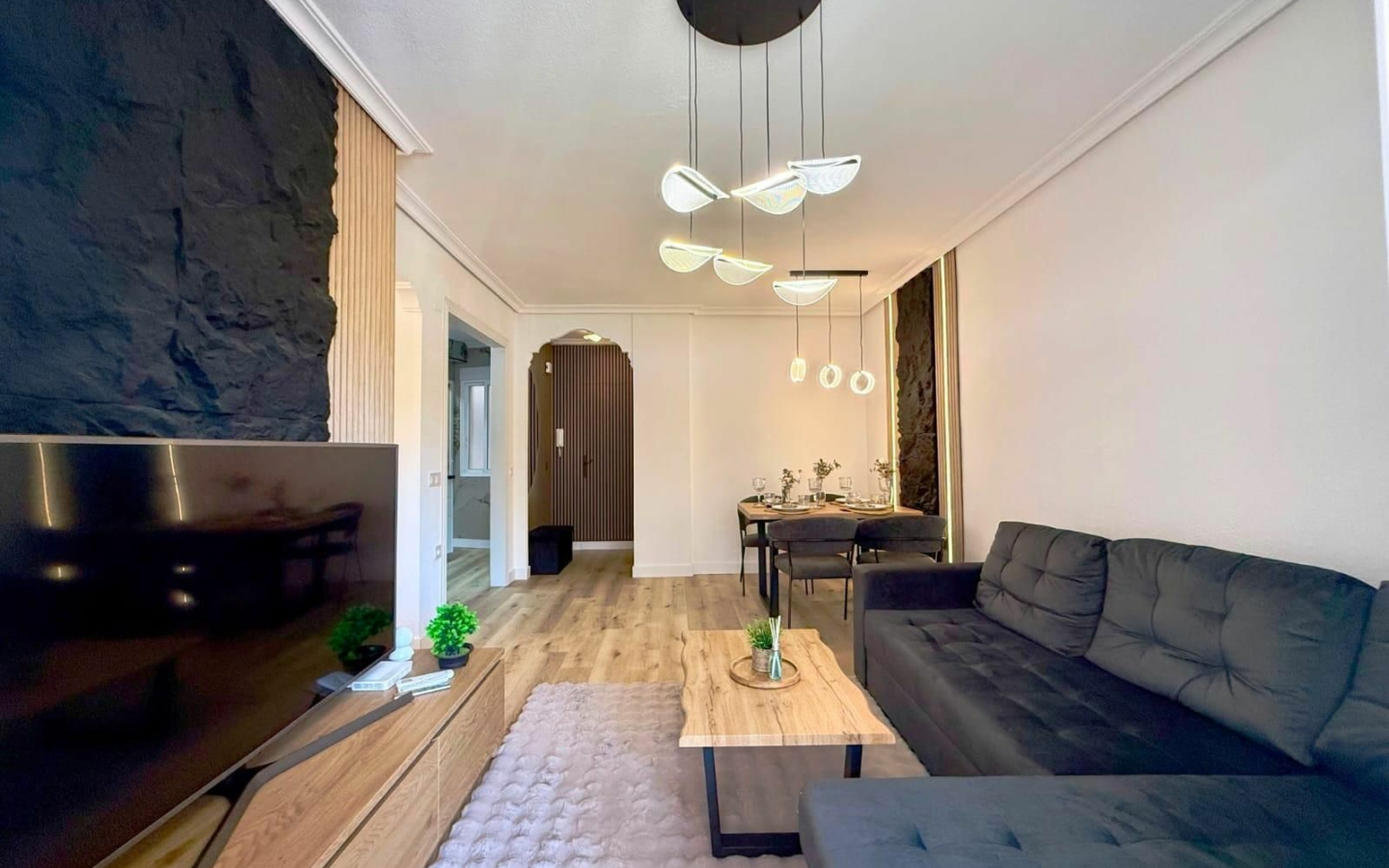 2-bedroom Apartment In Torrevieja, Spain (67 M²)