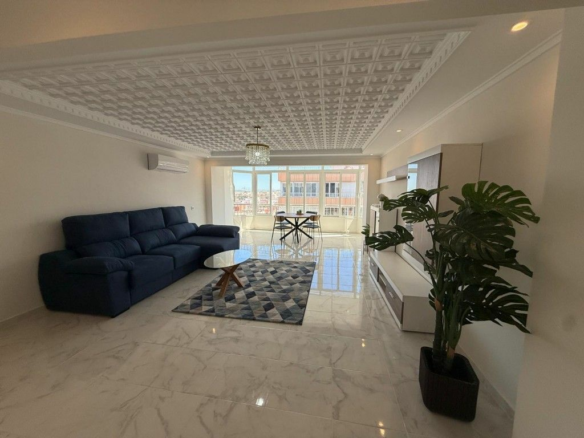 3-bedroom Apartment In Torrevieja, Spain (110 M²)