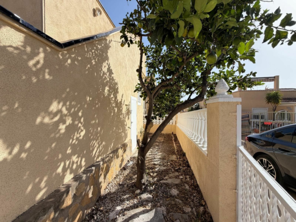 2-bedroom House In Torrevieja, Spain (63 M²)