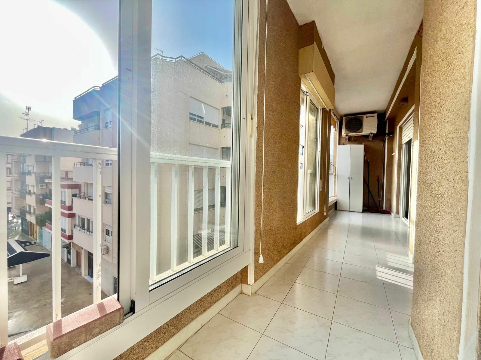 2-3-1511ed 3-bedroom Apartment In Torrevieja, Spain (106 M²)