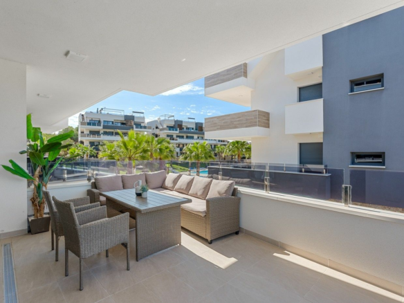 2-bedroom Apartment In Orihuela Costa, Spain (80 M²)