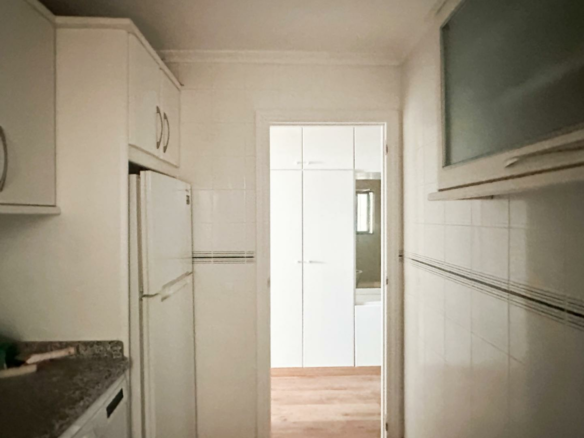 2-bedroom Apartment In Torrevieja, Spain (68 M²)