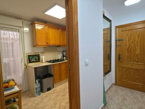 3-bedroom Apartment In Torrevieja, Spain (86 M²)