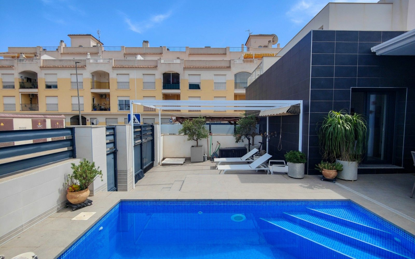 2-bedroom Villa In Formentera Del Segura, Spain (84 M²)