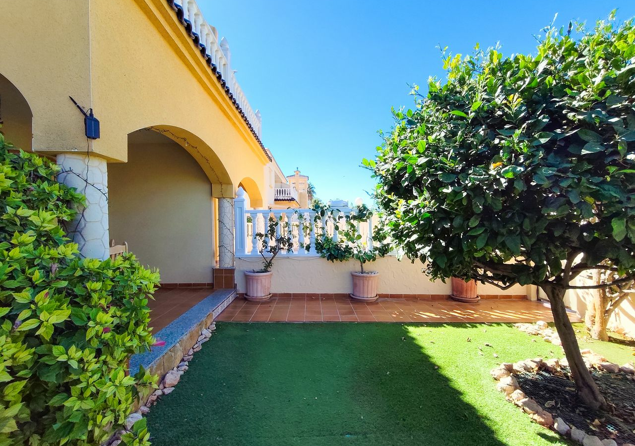 2-bedroom Apartment In Orihuela Costa, Spain (68 M²)