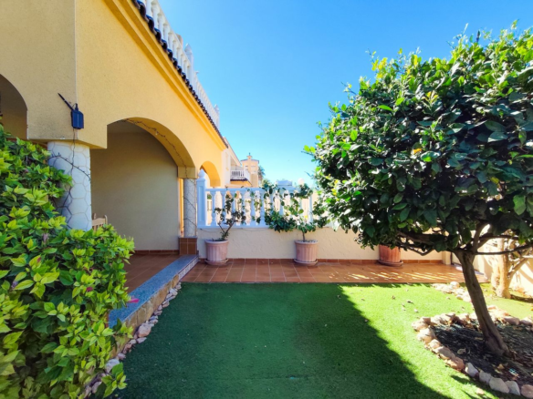 2-bedroom Apartment In Orihuela Costa, Spain (68 M²)