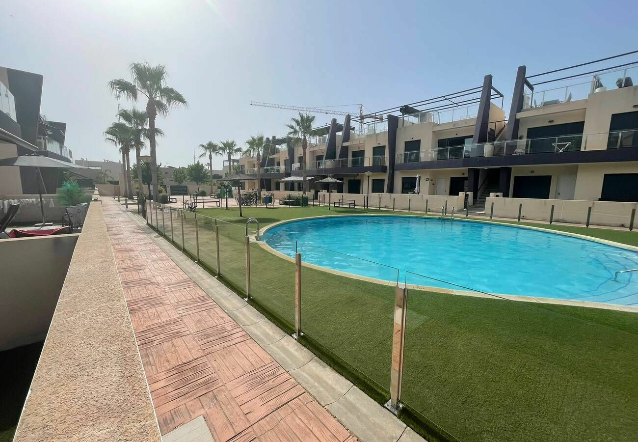 2-bedroom Apartment In Pilar De La Horadada, Spain