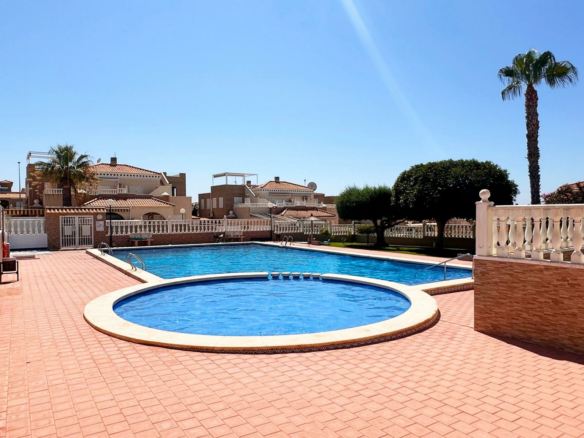 2-bedroom Bungalow In Albacete, Spain (59 M²)