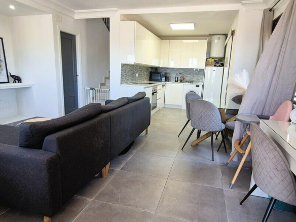 3-bedroom Villa In Orihuela Costa, Spain (100 M²)