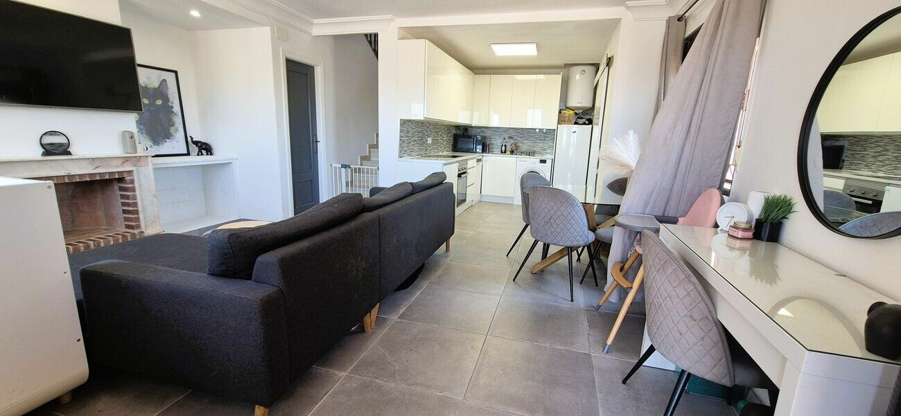 3-bedroom Villa In Orihuela Costa, Spain (100 M²)