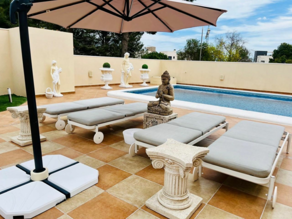 4-bedroom Villa In San Miguel De Salinas, Spain (302 M²)