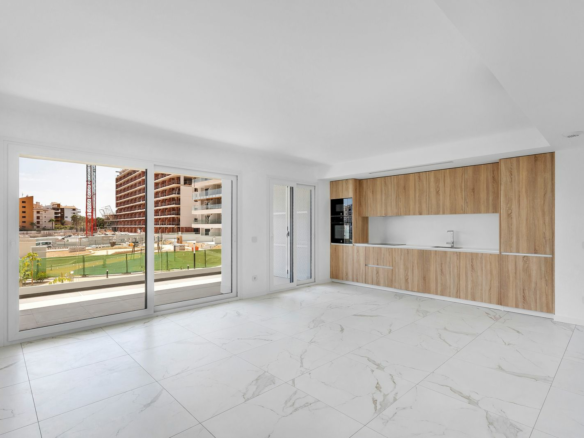 2-bedroom Apartment In Torrevieja, Spain (61 M²)