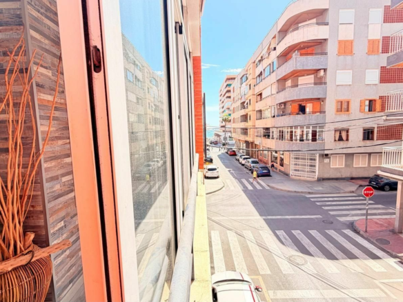 3-bedroom Apartment In Torrevieja, Spain (112 M²)