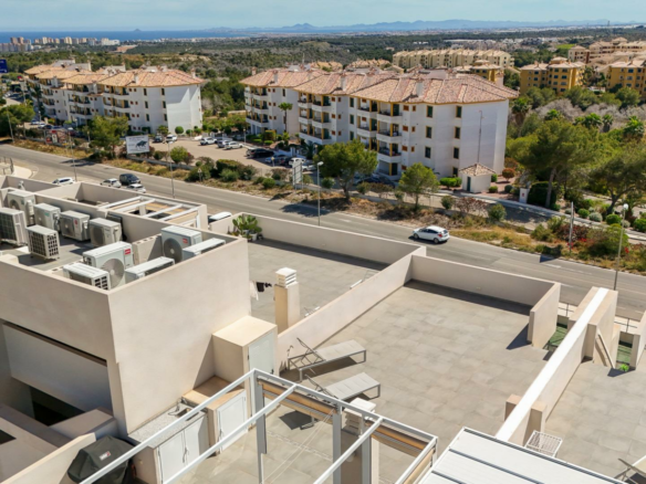 2-bedroom Apartment In Orihuela Costa, Spain (93 M²)