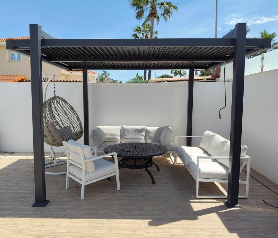3-bedroom Villa In Almoradi, Spain (165 M²)