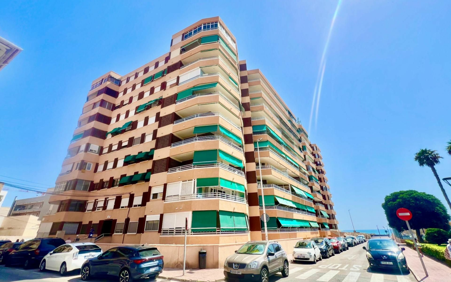 3-bedroom Apartment In Torrevieja, Spain (110 M²)