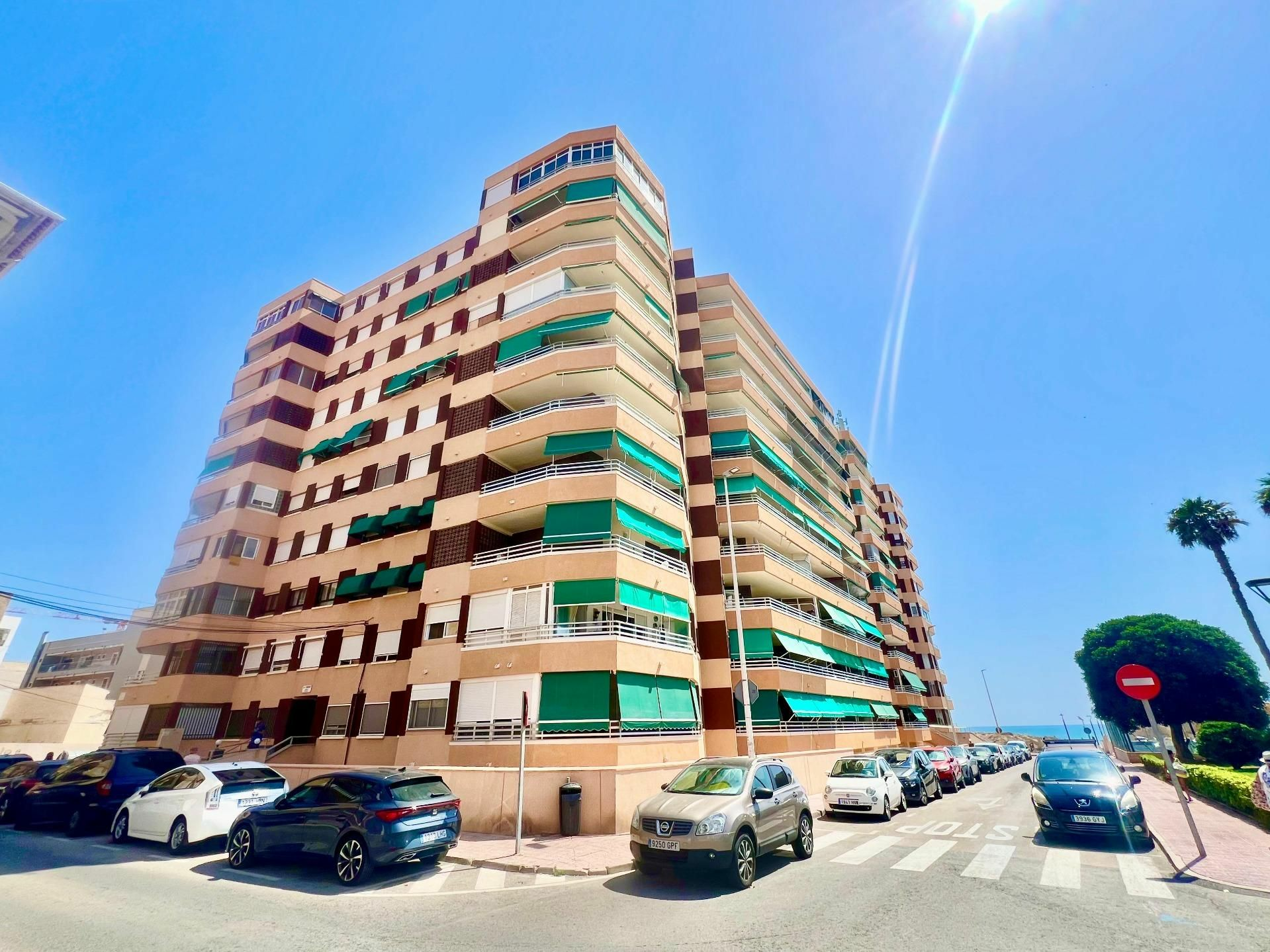 3-bedroom Apartment In Torrevieja, Spain (110 M²)