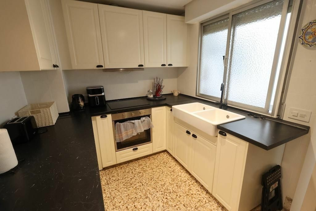 3-bedroom Apartment In Torrevieja, Spain (104 M²)