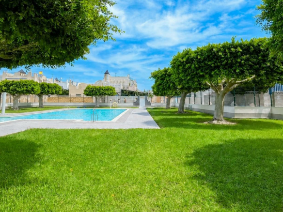 2-bedroom Terraced House In Torrevieja, Spain (54 M²)
