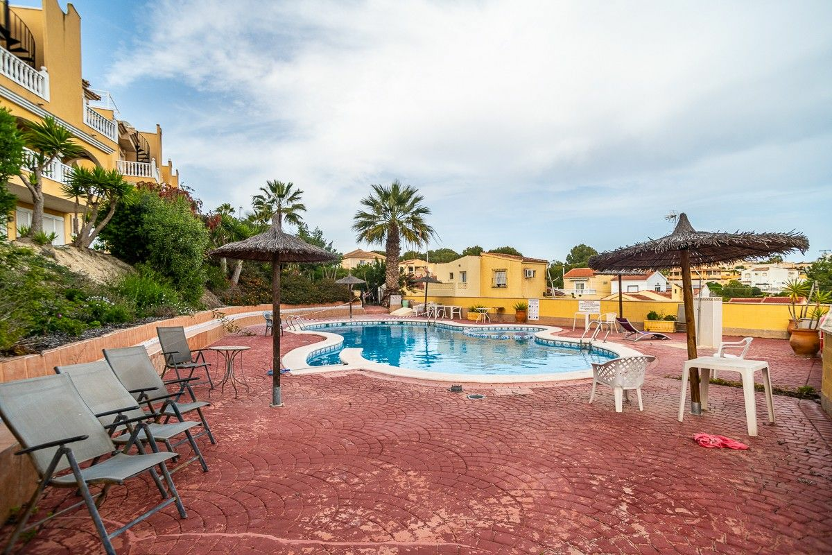 3-bedroom Villa In San Fulgencio, Spain (92 M²)