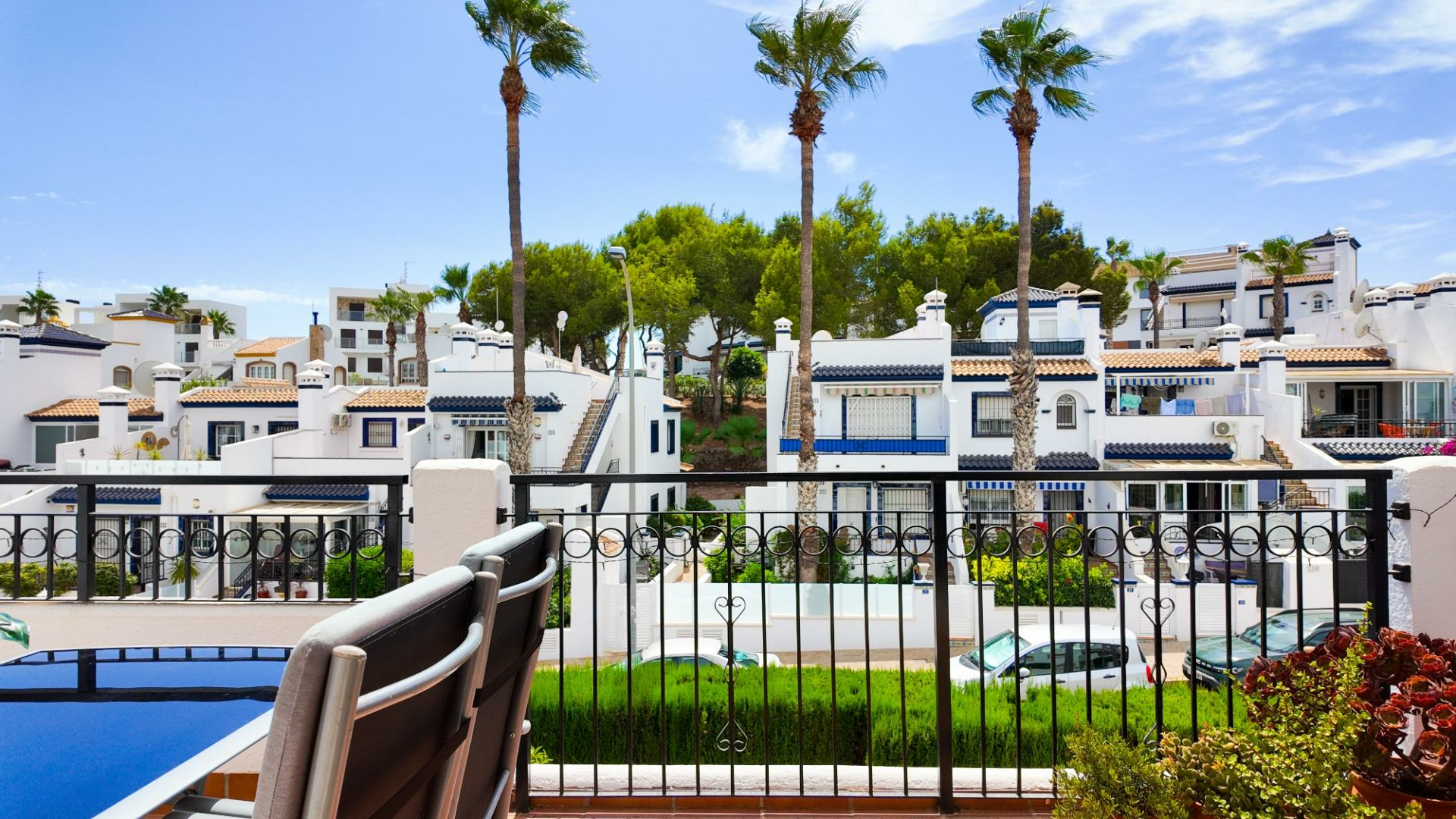 2-bedroom Apartment In Orihuela Costa, Spain (122 M²)