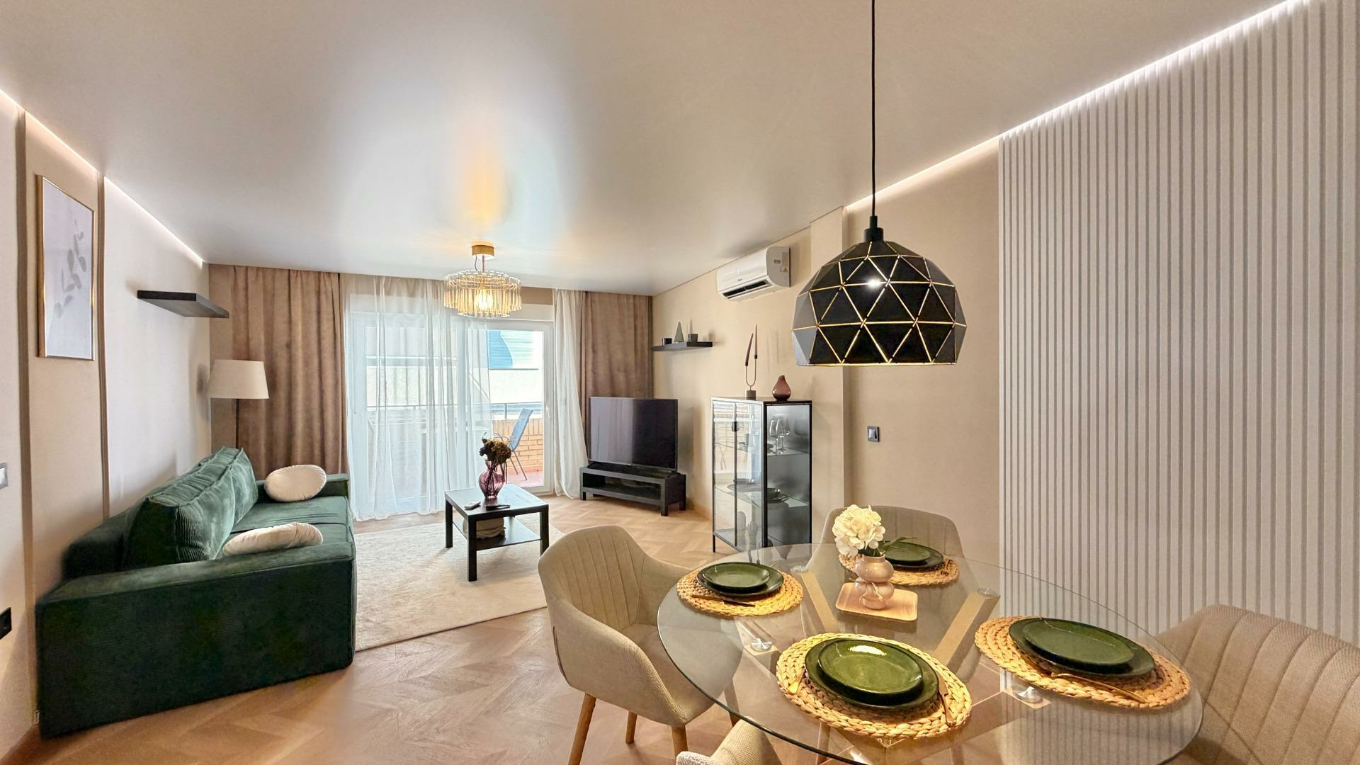 3-bedroom Apartment In Torrevieja, Spain (100 M²)