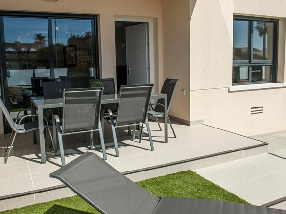 2-bedroom Apartment In Pilar De La Horadada, Spain (70 M²)