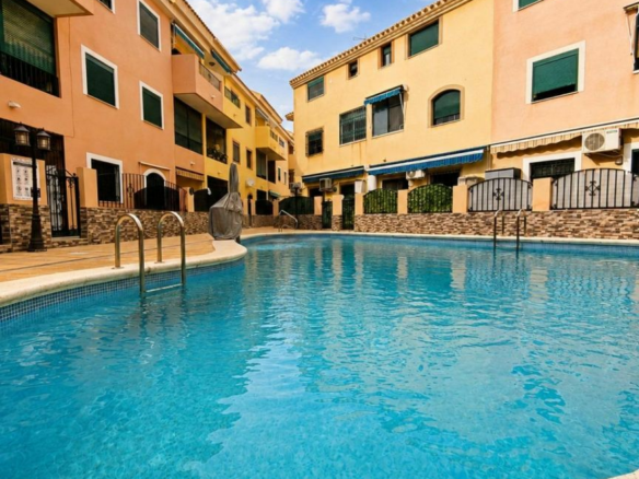 2-bedroom Apartment In Los Alcázares, Spain (61 M²)