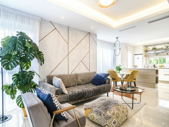 2-bedroom Villa In Almoradi, Spain (134 M²)
