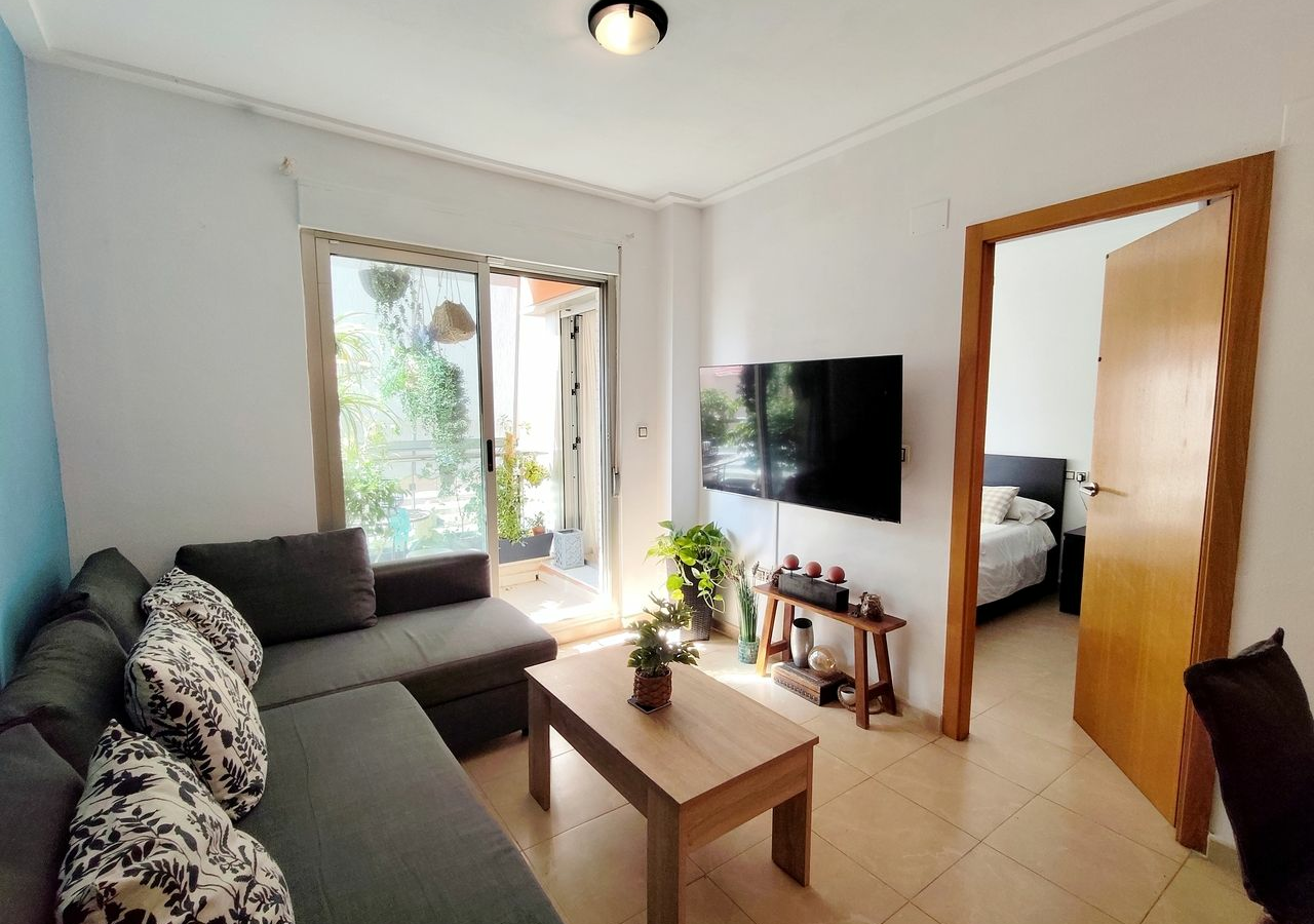 3-bedroom Apartment In Torrevieja, Spain (96 M²)
