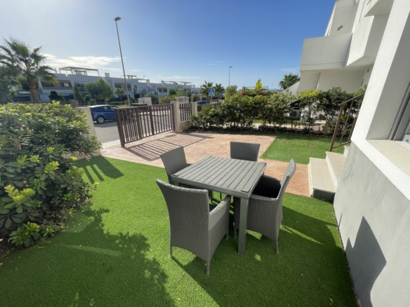 2-bedroom Apartment In Jacarilla, Spain