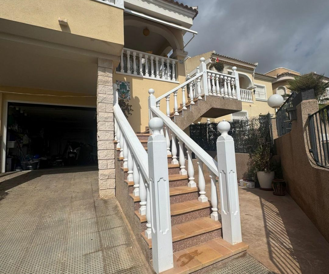 3-bedroom Duplex In San Fulgencio, Spain (170 M² Plot)