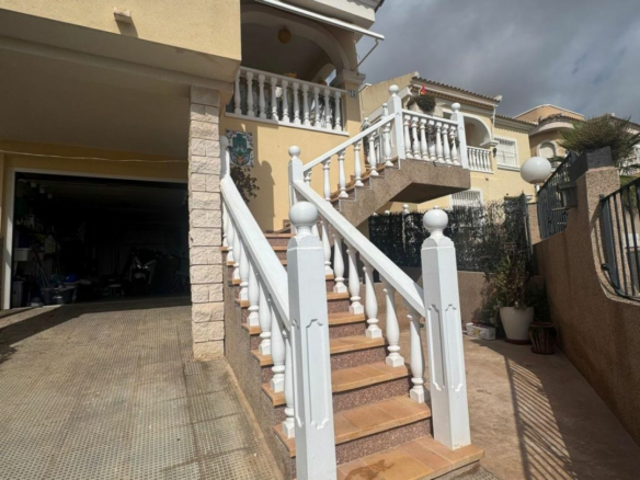 3-bedroom Duplex In San Fulgencio, Spain (170 M² Plot)