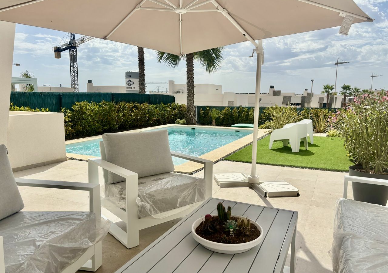 4-bedroom Villa In Algorfa, Spain (133 M²)