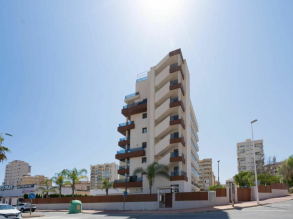 2-bedroom Apartment In Guardamar Del Segura, Spain (73 M²)