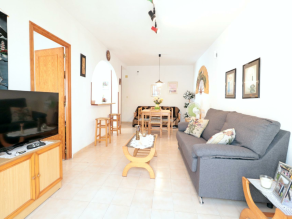 3-bedroom Bungalow In Torrevieja, Spain (80 M²)
