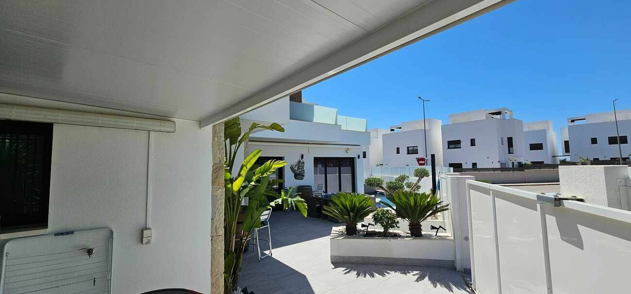3-bedroom Villa In Los Montesinos, Spain