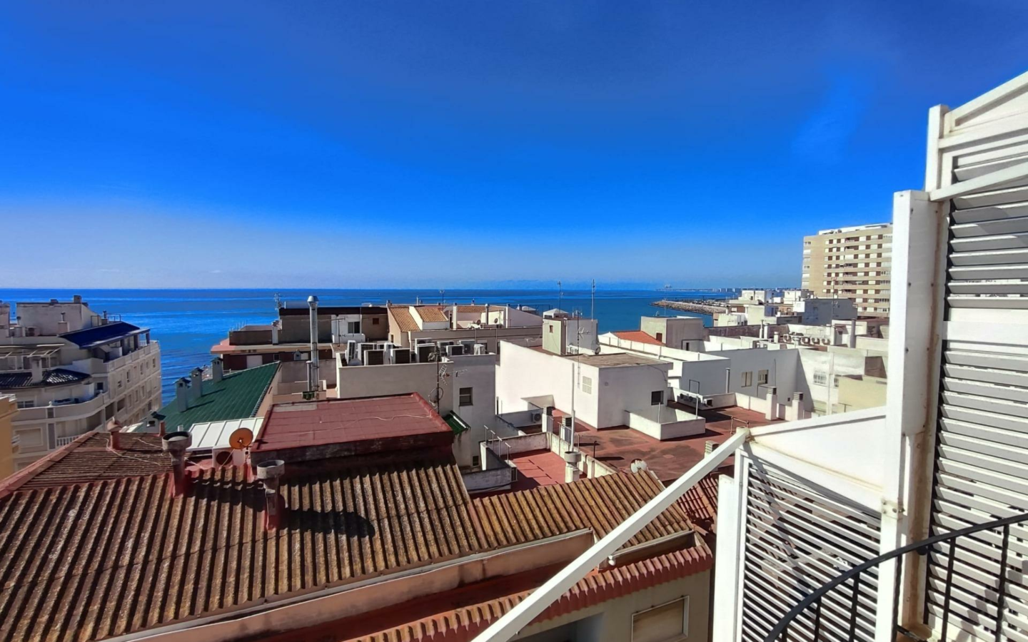 3-bedroom Penthouse In Torrevieja, Spain (101 M²)