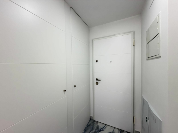 3-bedroom Apartment In Torrevieja, Spain (113 M²)