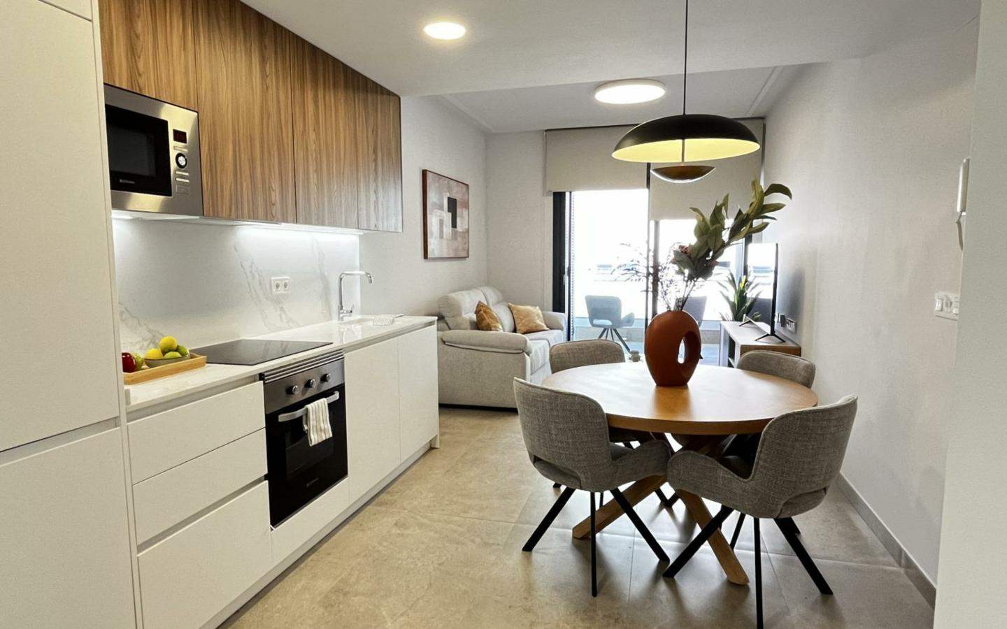 2-bedroom Apartment In Torrevieja, Spain (82 M²)