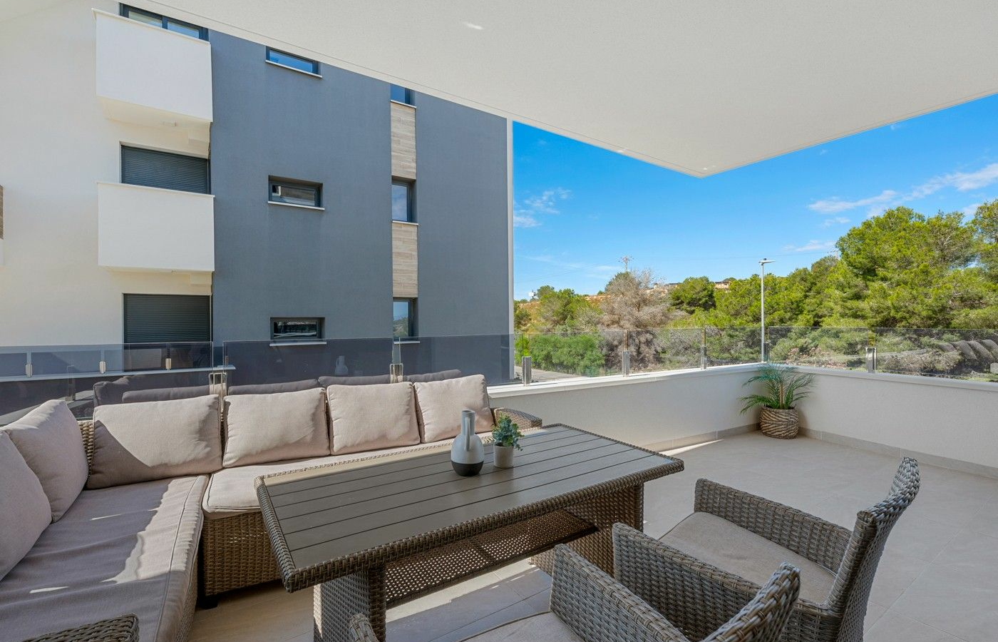 2-bedroom Apartment In Orihuela Costa, Spain (80 M²)