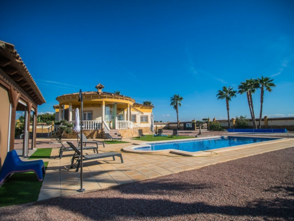 4-bedroom Villa In Catral, Spain (146 M²)