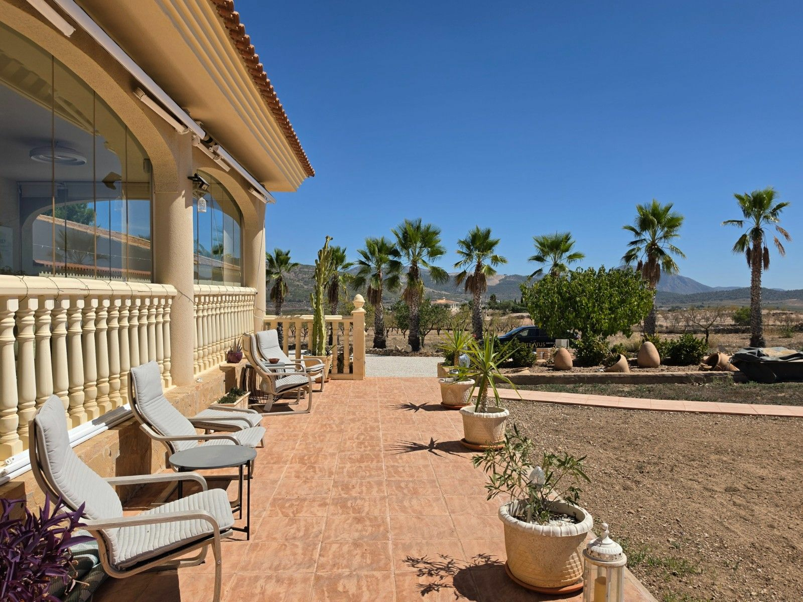 4-bedroom Villa In Pinoso, Spain (405 M²)