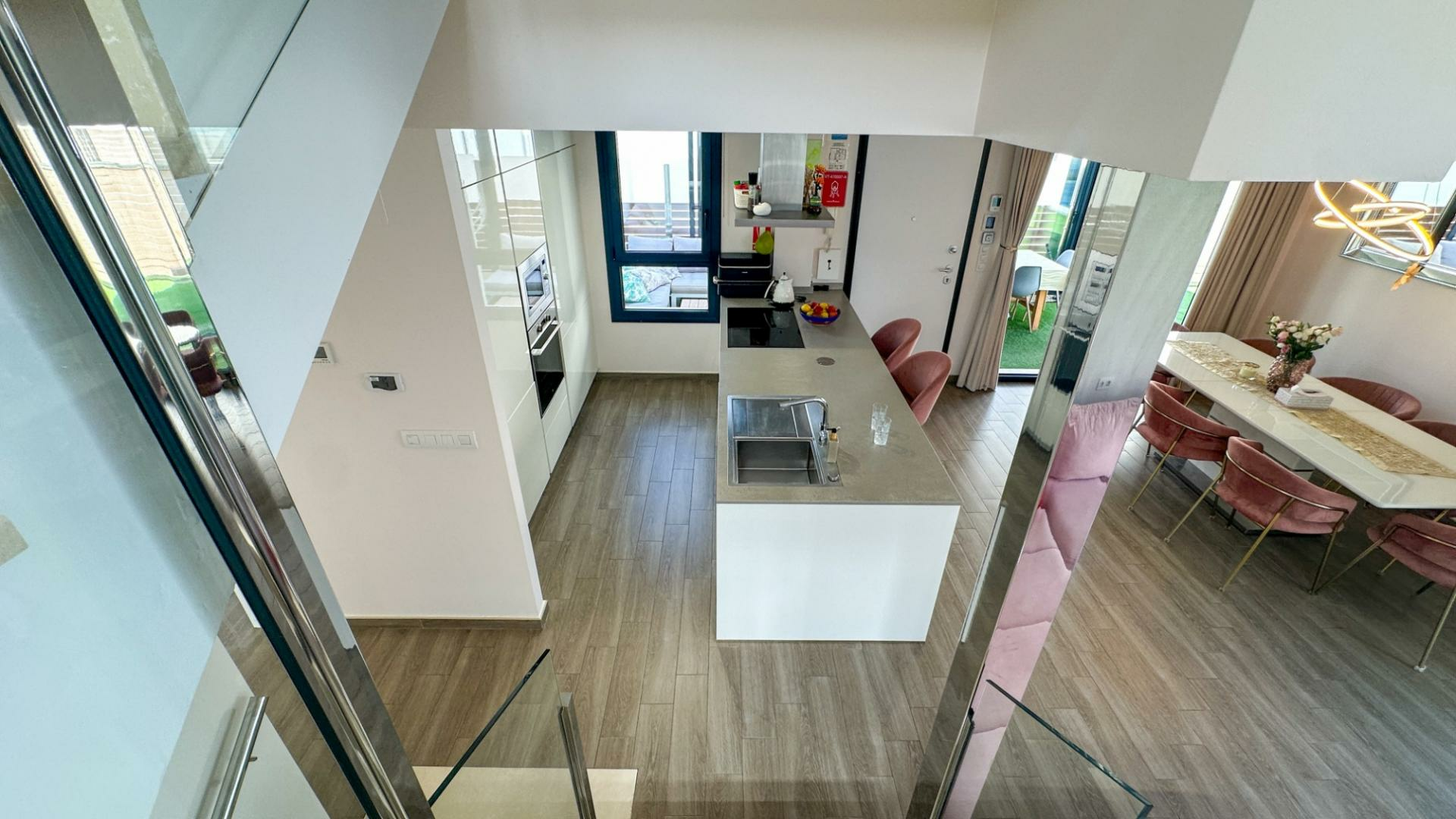 5-bedroom Villa In Torrevieja, Spain (250 M²)