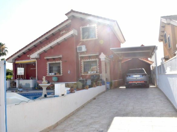 3-bedroom Villa In Guardamar Del Segura, Spain (100 M²)
