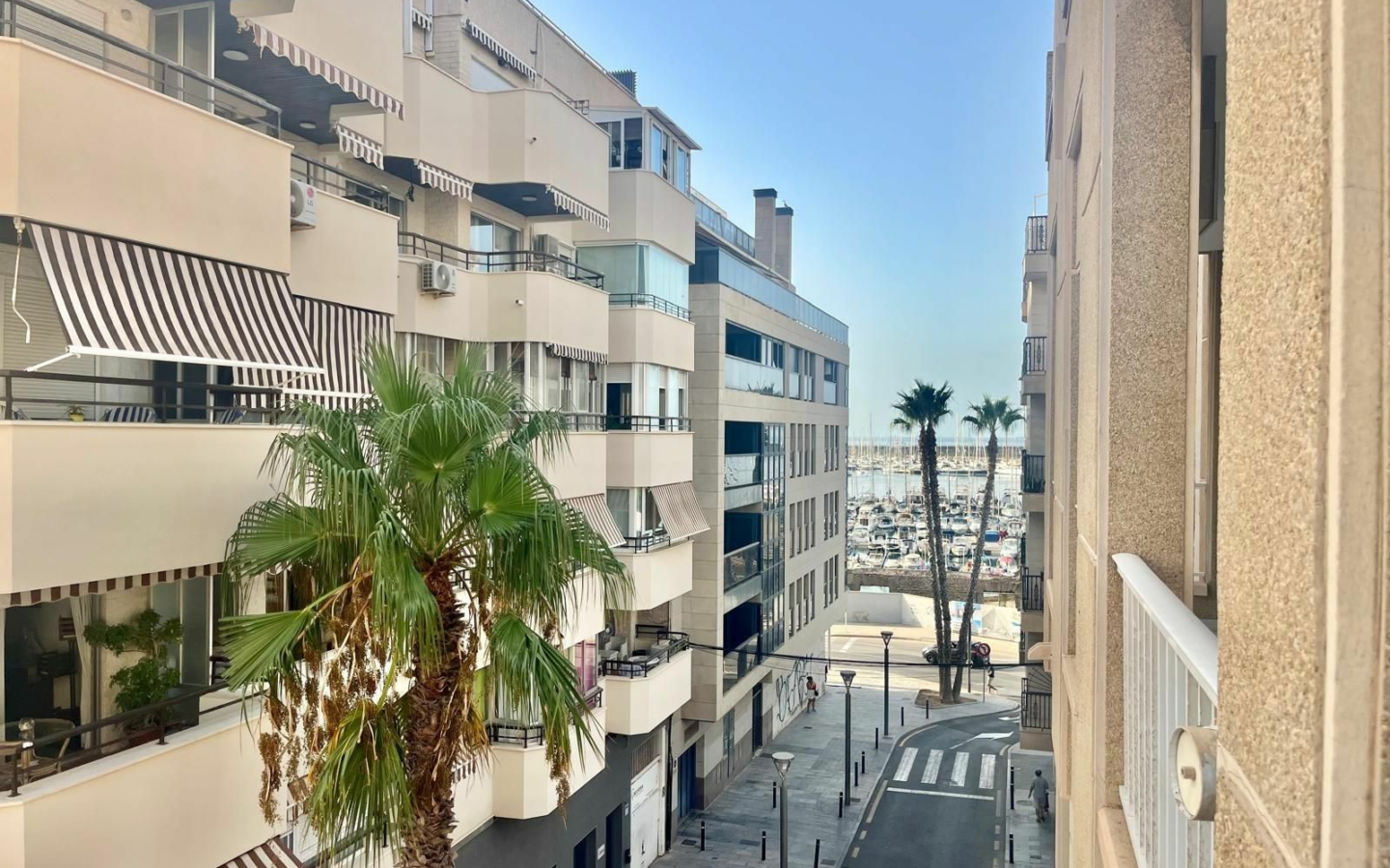 3-bedroom Apartment In Torrevieja, Spain (106 M²)